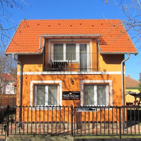 Horvath Apartmanhaz Orosháza Exterior foto