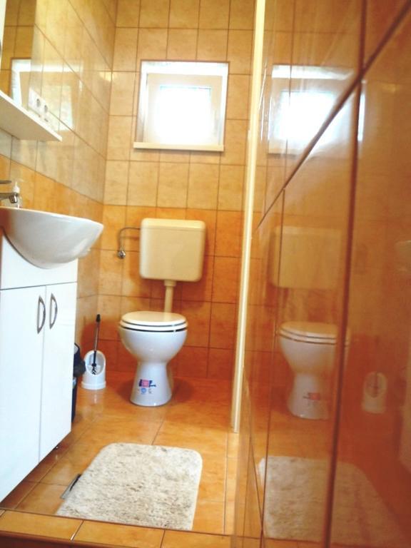 Horvath Apartmanhaz Orosháza Exterior foto