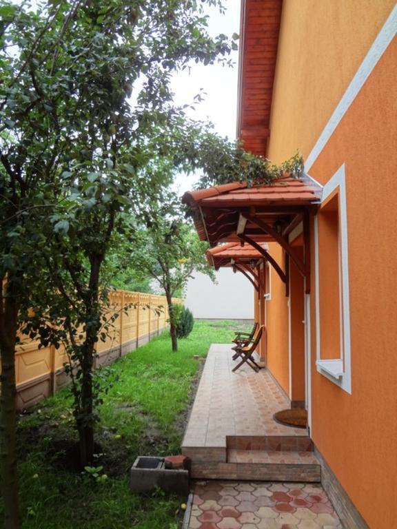 Horvath Apartmanhaz Orosháza Exterior foto