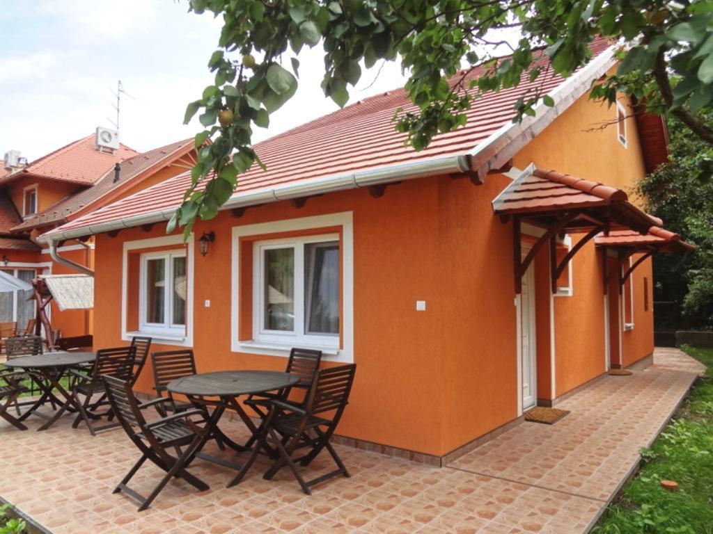 Horvath Apartmanhaz Orosháza Exterior foto