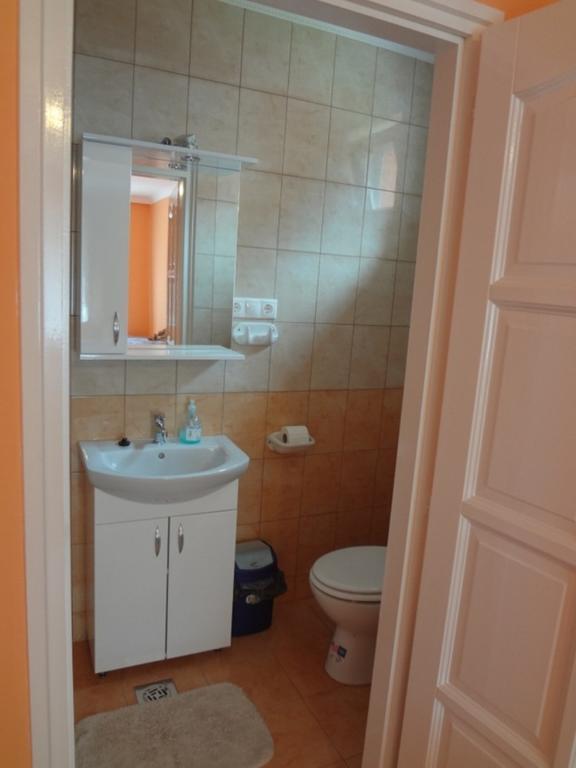 Horvath Apartmanhaz Orosháza Exterior foto